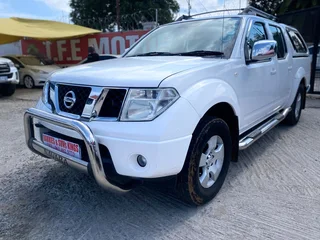 2015 Nissan Navara 2.5 dCi D/Cab, excellent condition, full service, R155000