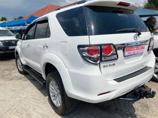 2013 Toyota Fortuner 3.0 D-4D 4x4 AT, excellent condition, full service, R235000