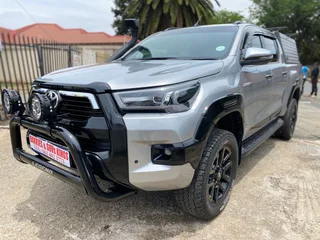 2023 Toyota Hilux 2.8 GD-6 4X4 Legend AT DC, excellent condition, full service, 105000km, R525000