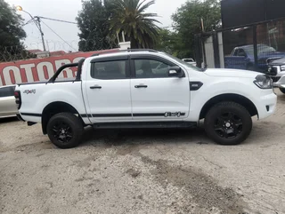 2021 Ford Ranger 3.2 TDCi XLT 4x4 D/Cab AT, excellent condition, full service, R294000