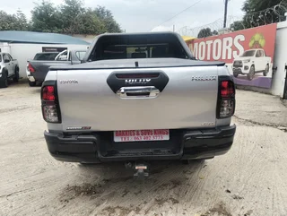 2022 Toyota Hilux 2.8 GD-6 D/Cab 4x4 Legend 50 AT, R430000