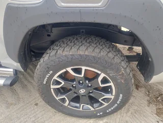 2022 Toyota Hilux 2.8 GD-6 D/Cab 4x4 Legend 50 AT, R430000