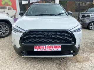 2024 Toyota Corolla Cross 1.8 Xs  Hybrid, full service, R285000