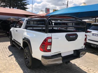 2024 Toyota Hilux 2.8 GD-6 4X4 Legend, extra cab, R430000