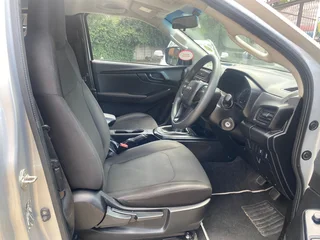 2024 Isuzu D-Max 1.9 DDI E Cab HR, excellent condition, 51000km, R280000