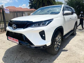 2020 Toyota Fortuner 2.4 GD-6 AT, excellent condition, full service, R399000