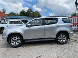 2018 Chevrolet Trailblazer 2.8 LTZ AT, excellent condition, full service R179900