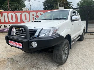 2014 Toyota Hilux 3.0 D-4D Xtra Cab 4x4 , excellent condition, full service, RR239900