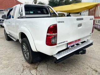 2014 Toyota Hilux 3.0 D-4D Xtra Cab 4x4 , excellent condition, full service, RR239900