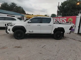 2021 Toyota Hilux 2.8 GD-6 D/Cab 4x4  AT, Excellent condition, full service, R398900