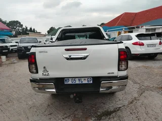 2021 Toyota Hilux 2.8 GD-6 D/Cab 4x4  AT, Excellent condition, full service, R398900