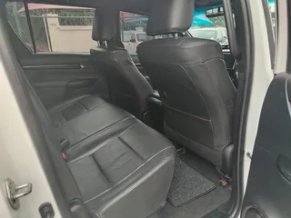 2021 Toyota Hilux 2.8 GD-6 D/Cab 4x4  AT, Excellent condition, full service, R398900