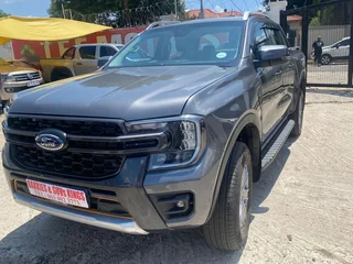 2024 Ford Ranger 2.0 BiT D Cab XLT, excellent condition,  R389900