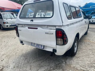 2022 Toyota Hilux 2.4 GD A/C, excellent condition, full service, R218000