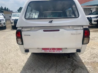 2022 Toyota Hilux 2.4 GD A/C, excellent condition, full service, R218000