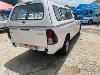 2022 Toyota Hilux 2.4 GD A/C, excellent condition, full service, R218000