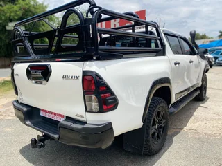 2018 Toyota Hilux 2.8 GD-6 D/Cab 4x4 AT, excellent condition, full service, R395000