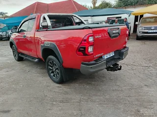 2023 Toyota Hilux 2.8 GD-6 4X4 Legend AT XC, excellent condition, full service, R399900