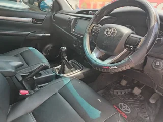 White Toyota Hilux 2.4 GD-6 D/Cab 4x4 SRX with 92000km available now!