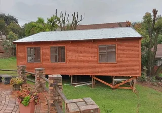 Wendy houses for sale call or what&#39;s up up0655630286