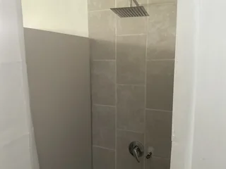 AAA GRADE rooms for rent to Ladies