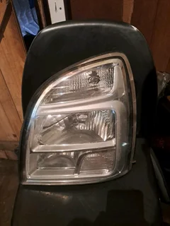 Hyundai h100 left front headlight