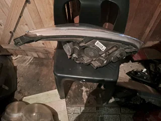 Ford focus left front headlight