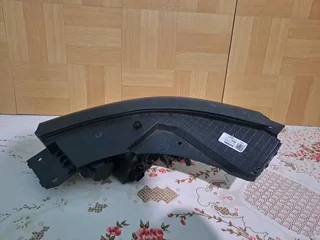 Hyundai exter right front upper headlight