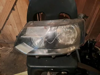 Vw transporter t5 left front headlight