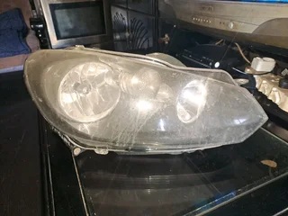 Golf 6 right front headlight