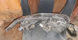 Renault kiger left front upper headlight