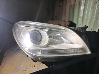 Mercedes Benz slk right front headlight