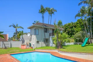 1 bedroom double-storey Flat to rent in Durban North