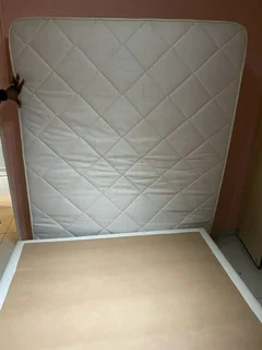 Queensize Orthopaedic Bed