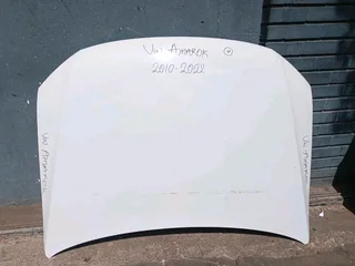 VW Amarok Bonnet