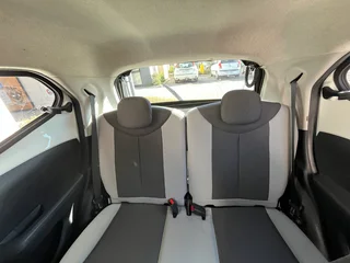 2015 Toyota Aygo 1.0  X-Play Hatchback