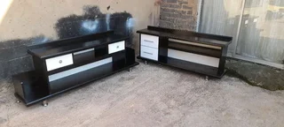 We do kitchen service