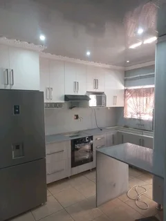 We do kitchen service