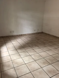 2 Bedroom Spacious Cottage to let in Orange Grove (Linksfield side)