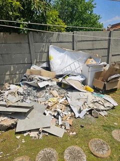 Rubble removal with Bobcat