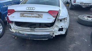 2010 Audi A5 2.0 T Automatic Engine Code : CDNC Breaking up for Spares