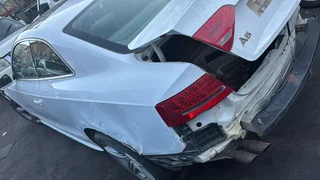 2010 Audi A5 2.0 T Automatic Engine Code : CDNC Breaking up for Spares