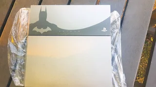 PS4 Batman Arkham Knight Limited Edition 500GB + 4 Games