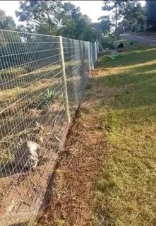 FENCING AND GATES SERVICES.