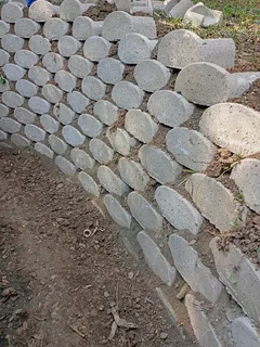 Retaining Walls Installation