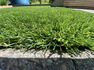 INSTALL ARTIFICAL GRASS