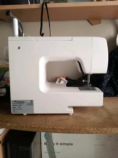 Sewing machine R 1800 empisal  working perfectly