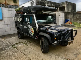 Land Rover Defender Safety Devices roll cage