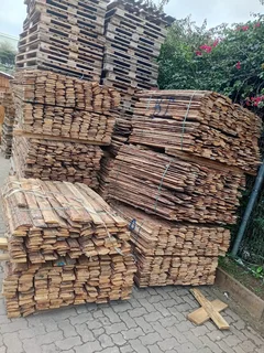 Pallets and strips