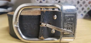 Genuine leather Levi&#39;s 501 belt